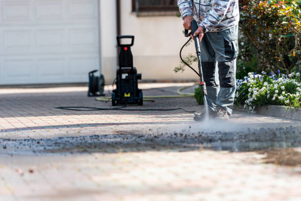 Best Residential Pressure Washing Services  in Combined Locks, WI