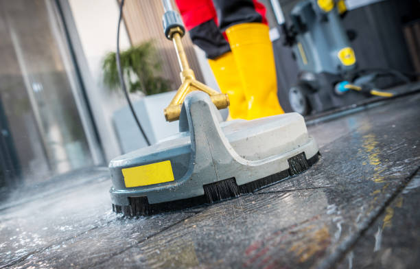 Best House Pressure Washing  in Combined Locks, WI